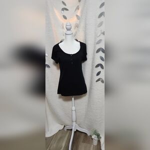 Old Navy Black T-shirt with Buttons Size: L